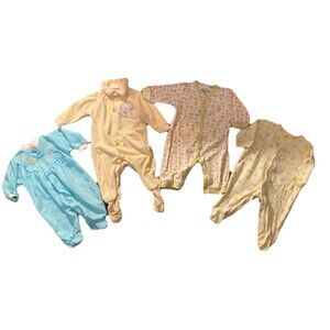 Baby 0-3M Long Sleeve Sleepers with Snaps (4 pcs)